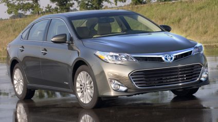 Test Drive: 2013 Toyota Avalon Hybrid